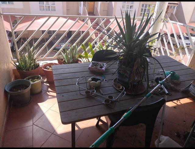 2 BEDROOM TOWNHOUSE FOR SALE IN MONDEOR